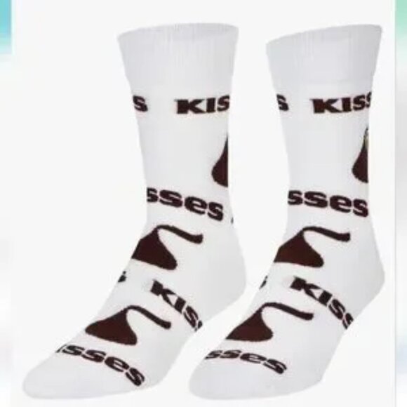 2 Pair Novelty Men Socks 1 Hershey's Makes Everything Better 1 Hershey's Kisses - Picture 1 of 7